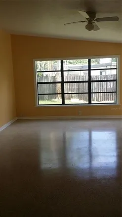 Image 4 - 8001 Temple Place, Tampa, FL 33617, USA - House for rent