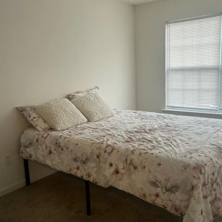 Rent this 1 bed room on 141 Rogers Street in Blacksville, McDonough