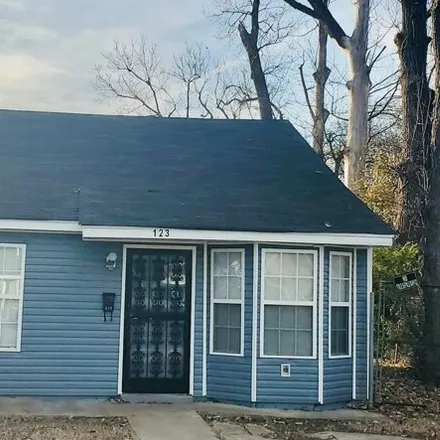 Buy this 3 bed house on 177 South 20th Street in West Memphis, AR 72301