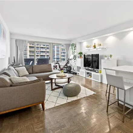 Image 5 - 214-45 29th Avenue, New York, NY 11360, USA - Condo for sale