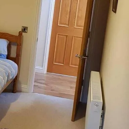 Rent this 2 bed apartment on Perth and Kinross in KY13 0QA, United Kingdom