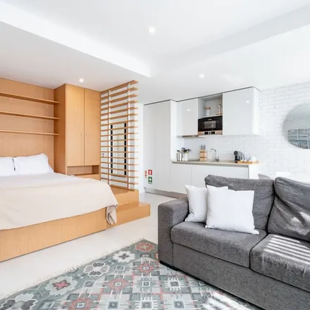 Rent this 1 bed apartment on Brasilia in Praça do Marquês de Pombal, 4200-218 Porto