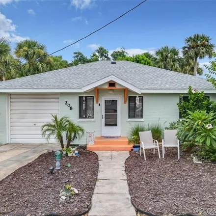 Buy this 2 bed house on 208 Crawford Road in New Smyrna Beach, FL 32169