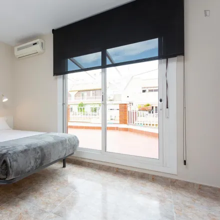 Rent this 4 bed apartment on Carrer de Casanova in 64, 08001 Barcelona