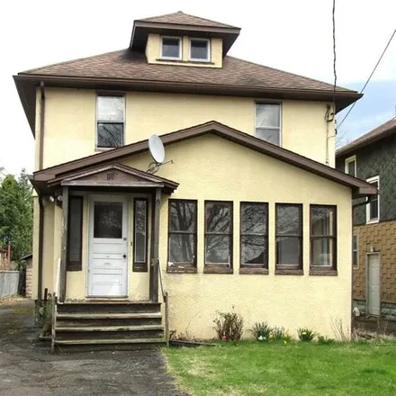 Image 1 - 10 1/2 North Liberty Avenue, Village of Endicott, NY 13760, USA - House for sale