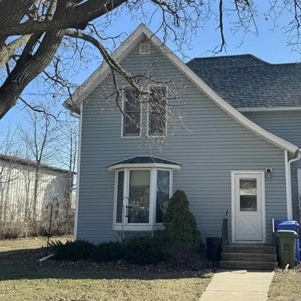 Buy this 3 bed house on 756 North Jackson Street in Charles City, IA 50616