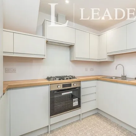 Rent this 2 bed apartment on 17 Oxford Street in Lansdowne Hill, Southampton
