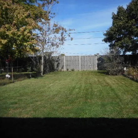 Image 2 - 1062 Countryside Drive, Hanover Park, IL 60133, USA - Duplex for sale