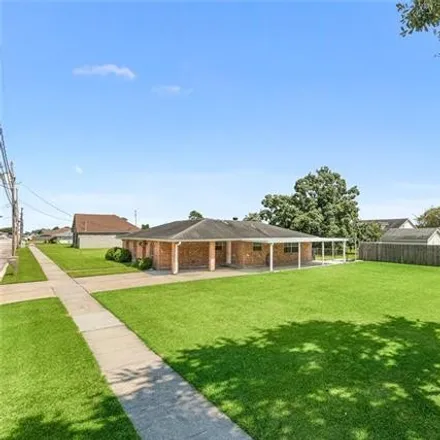 Image 2 - 3313 Campagna Drive, Meraux, Chalmette, LA 70043, USA - House for sale