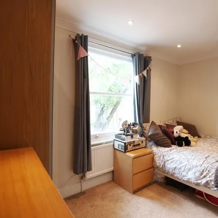 Image 7 - 123 Mount View Road, London, N4 4SP, United Kingdom - Apartment for rent