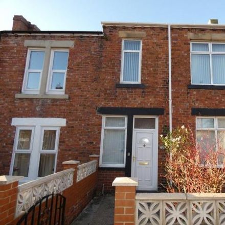 Rent this 3 bed house on Lesbury Street in Blucher, NE15 8DE