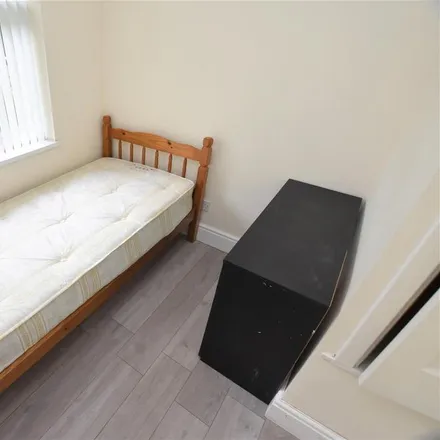 Image 5 - Cadleigh Gardens, Harborne, B17 0QB, United Kingdom - House for rent