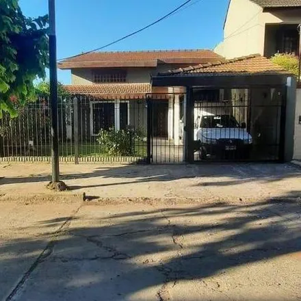 Buy this 3 bed house on Pedro Goyena 2119 in Partido de Morón, B1712 JOB Castelar