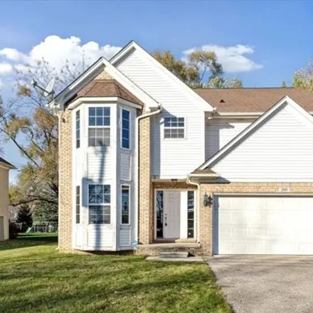 Buy this 4 bed house on 227 Eastlawn Drive in Rochester Hills, MI 48307