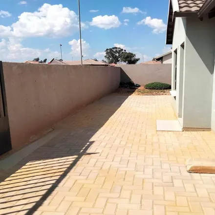 Image 7 - unnamed road, Modderbee, Gauteng, 1520, South Africa - Apartment for rent