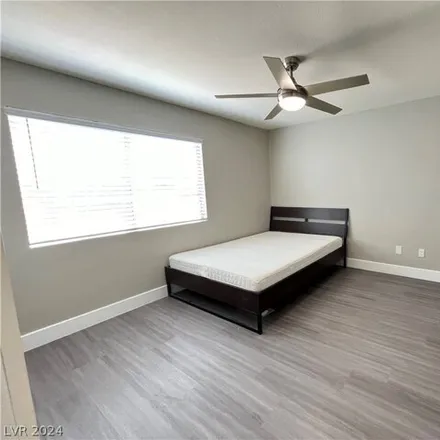 Image 5 - West Charleston Boulevard, Las Vegas, NV 89145, USA - Apartment for rent