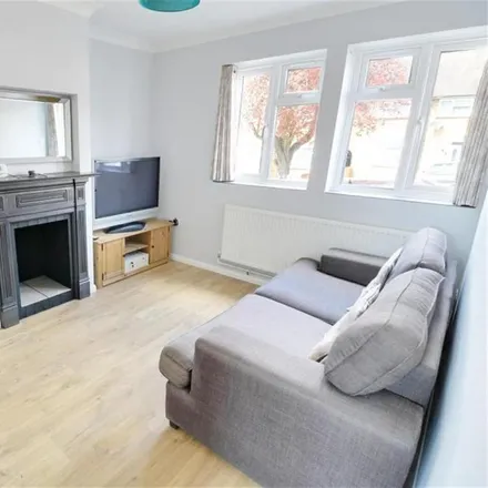 Rent this 1 bed house on Penzance Gardens in London, RM3 9NP