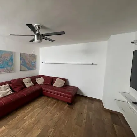 Rent this studio apartment on Calle Murano in Delegaciön Santa Rosa Jáuregui, 76100