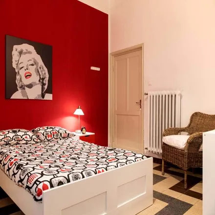 Rent this 5 bed room on Via Pietro Mengoli in 3, 40138 Bologna BO