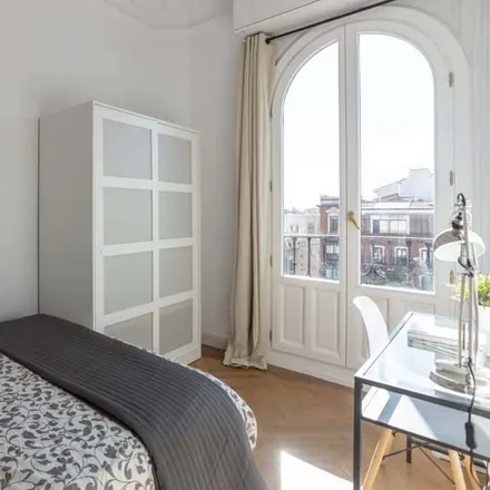 Rent this 6 bed room on Madrid in Plaza de Santa Ana, 3