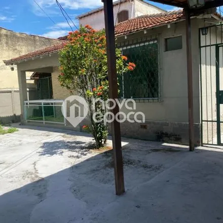 Buy this 3 bed house on Escola Municipal Dunshee de Abranches in Rua Gipoia 167, Bancários