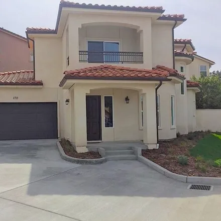 Rent this 3 bed townhouse on 3210 Sunset Drive in Thousand Oaks, CA 91362