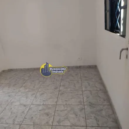 Rent this 2 bed house on Rua Narciso Pavão in Padroeira, Osasco - SP