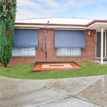 Rent this 2 bed townhouse on Templeton Place in West Wodonga VIC 3690, Australia
