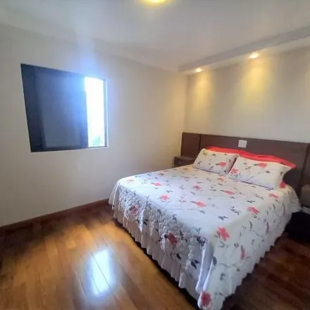 Buy this 3 bed apartment on Rua Manoel Pedro Júnior in Bocaina, Mauá - SP