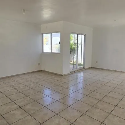 Rent this 3 bed house on Calle Montemayor in 89230 Tampico, TAM