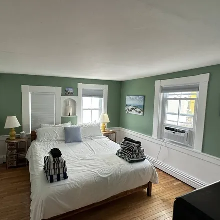 Rent this 3 bed condo on Provincetown in MA, 02657
