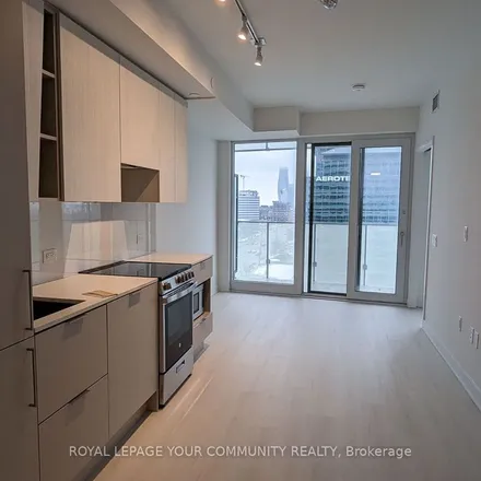 Rent this 2 bed apartment on 3934 Confederation Parkway in Mississauga, ON L5B 3R2