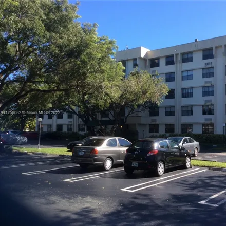 Buy this 1 bed condo on Riverside Drive in Coral Springs, FL 33065