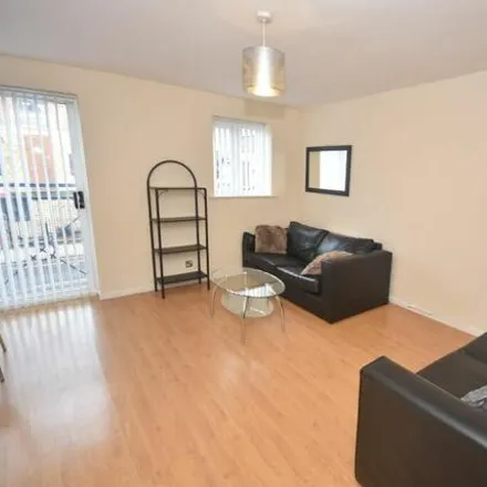 Image 4 - 349D Stretford Road, Manchester, M15 4AY, United Kingdom - Apartment for sale