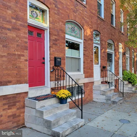 Image 2 - 628 South Lakewood Avenue, Baltimore, MD 21224, USA - Townhouse for sale