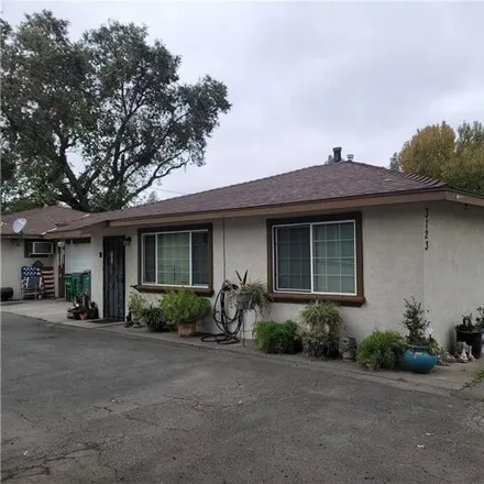 Image 2 - 3127 4th Street, Biggs, CA 95917, USA - House for sale