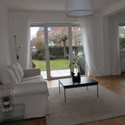 Rent this 1 bed apartment on Bergweg 40 in 61440 Oberursel, Germany