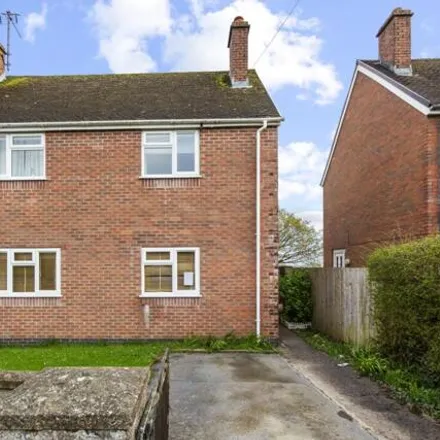 Buy this 3 bed townhouse on Jury Lane in Haverfordwest, SA61 1BW