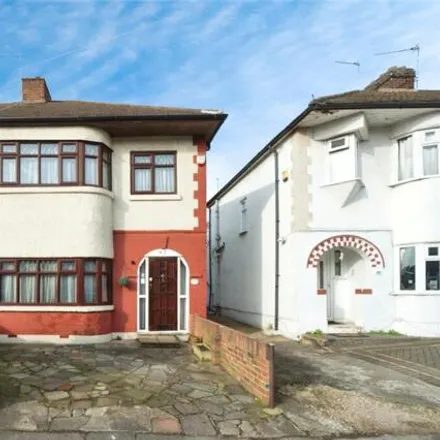 Image 1 - Jarrow Road, London, RM6 5RP, United Kingdom - Townhouse for sale