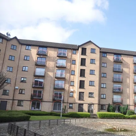 Rent this 1 bed apartment on 12 Riverview Place in Glasgow, G5 8EH