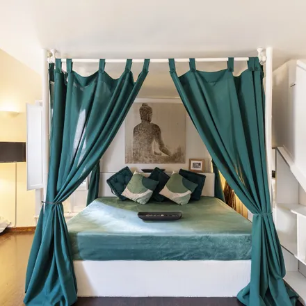 Image 4 - Via della Vetrina 4, 00186 Rome RM, Italy - Apartment for rent