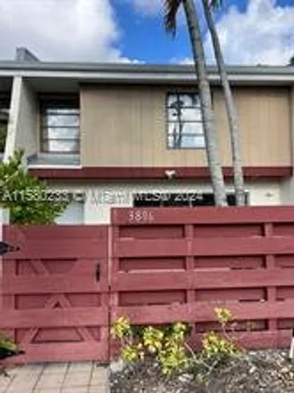 Image 1 - 3896 Meadow Lane - Townhouse for rent