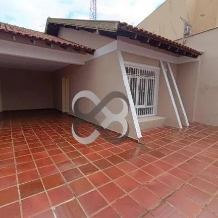 Rent this 3 bed house on Rua José Leite Carvalho in Higienópolis, Londrina - PR