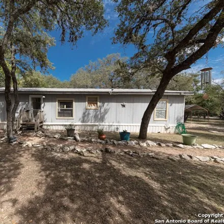 Image 2 - 2435 Cypress Gardens Boulevard, Comal County, TX 78070, USA - House for sale