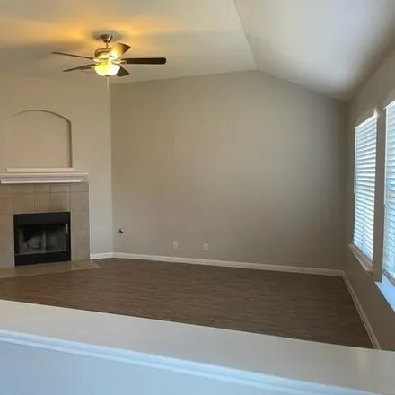 Image 9 - 908 Oldwick Castle Way, Pflugerville, Texas, 78660 - House for rent