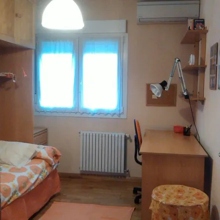 Rent this 1 bed apartment on Calle de Rascafría in 28670 Villaviciosa de Odón, Spain