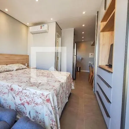 Rent this 1 bed apartment on Clínica Ortopédica Paraíso in Rua Correia Dias 73, Paraíso