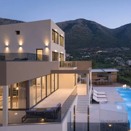 Rent this 7 bed house on Crete