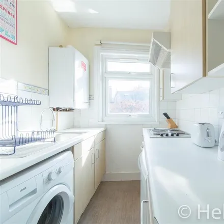 Image 3 - 97 Balfour Road, London, W13 9TW, United Kingdom - Apartment for rent