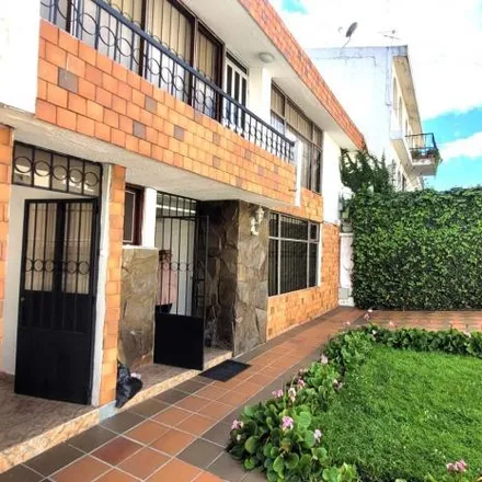 Rent this 9 bed house on El Telegrafo E10-172 in 170505, Quito